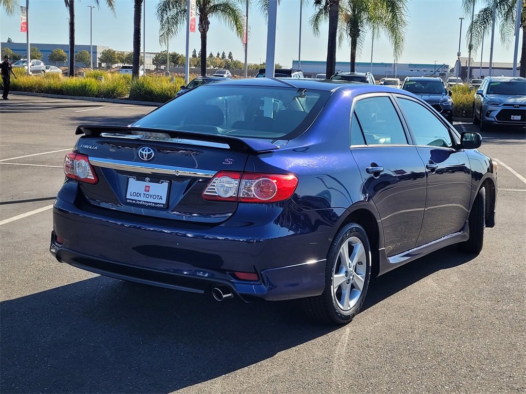 2012 Toyota Corolla S photo 4