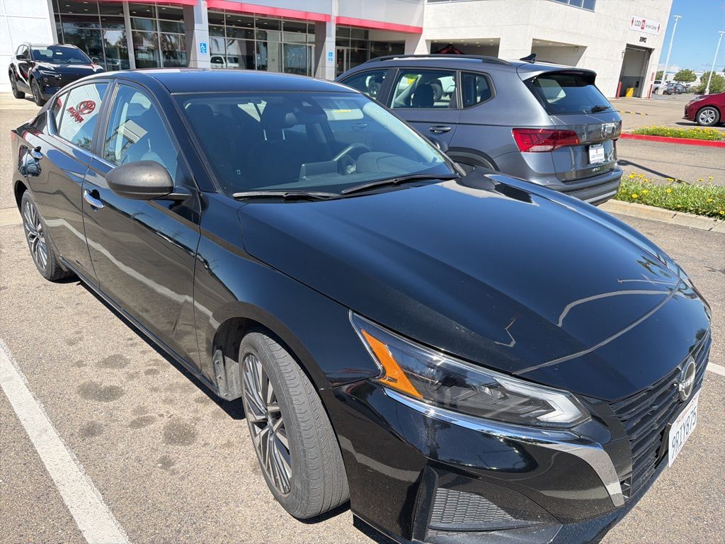 2024 Nissan Altima SV