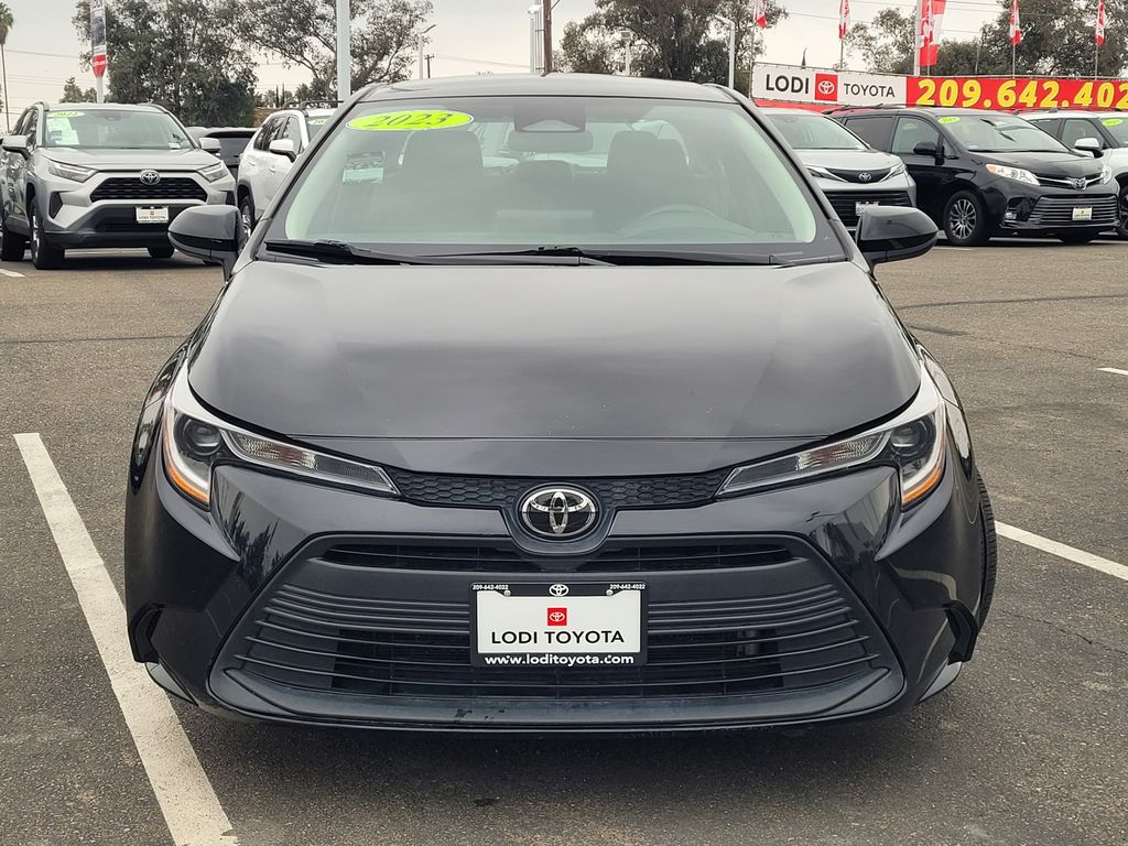 Used 2023 Toyota Corolla LE with VIN 5YFB4MDE8PP051384 for sale in Lodi, CA