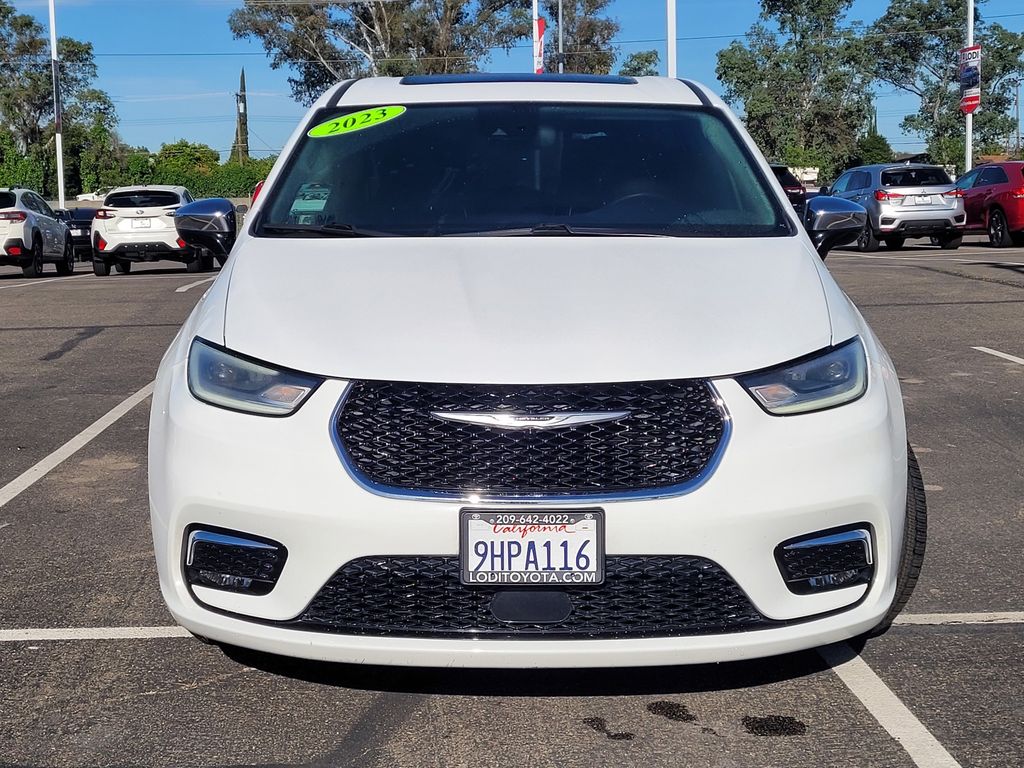 Used 2023 Chrysler Pacifica Hybrid Limited with VIN 2C4RC1S76PR618437 for sale in Lodi, CA