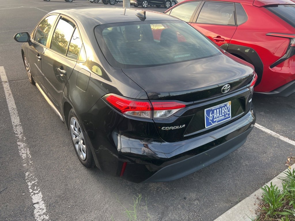 2023 Toyota Corolla LE photo 2