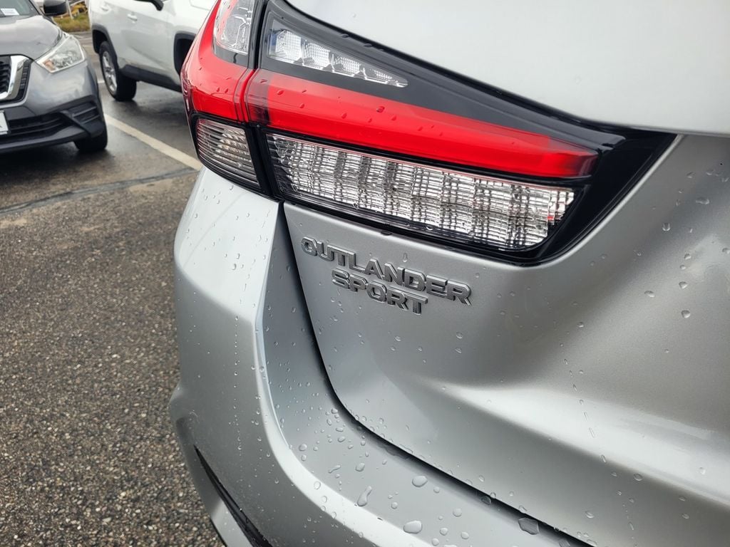 2024 Mitsubishi Outlander Sport 2.0 ES photo 5