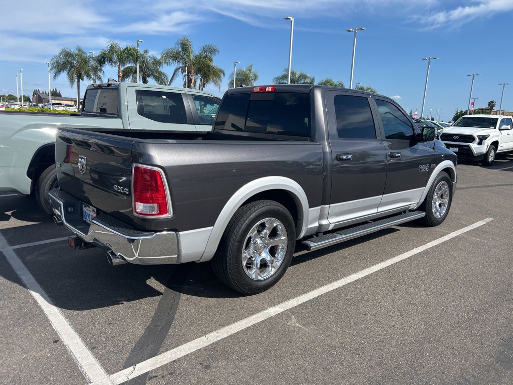 2017 Ram 1500 Laramie photo 6