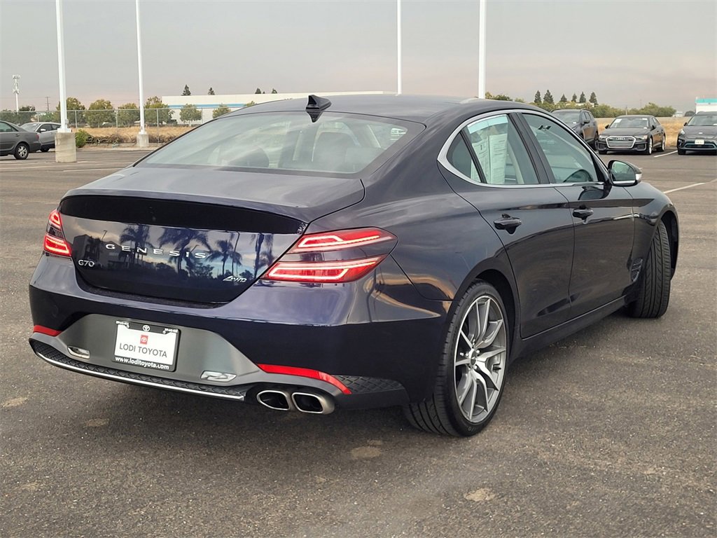 2023 Genesis G70 2.0T photo 4