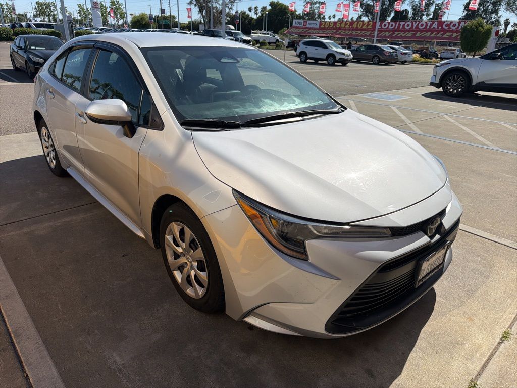 2024 Toyota Corolla LE CVT's photo