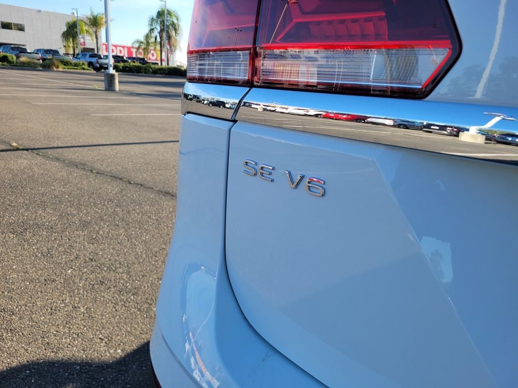 2023 Volkswagen Atlas 3.6L V6 SE w/Technology photo 6