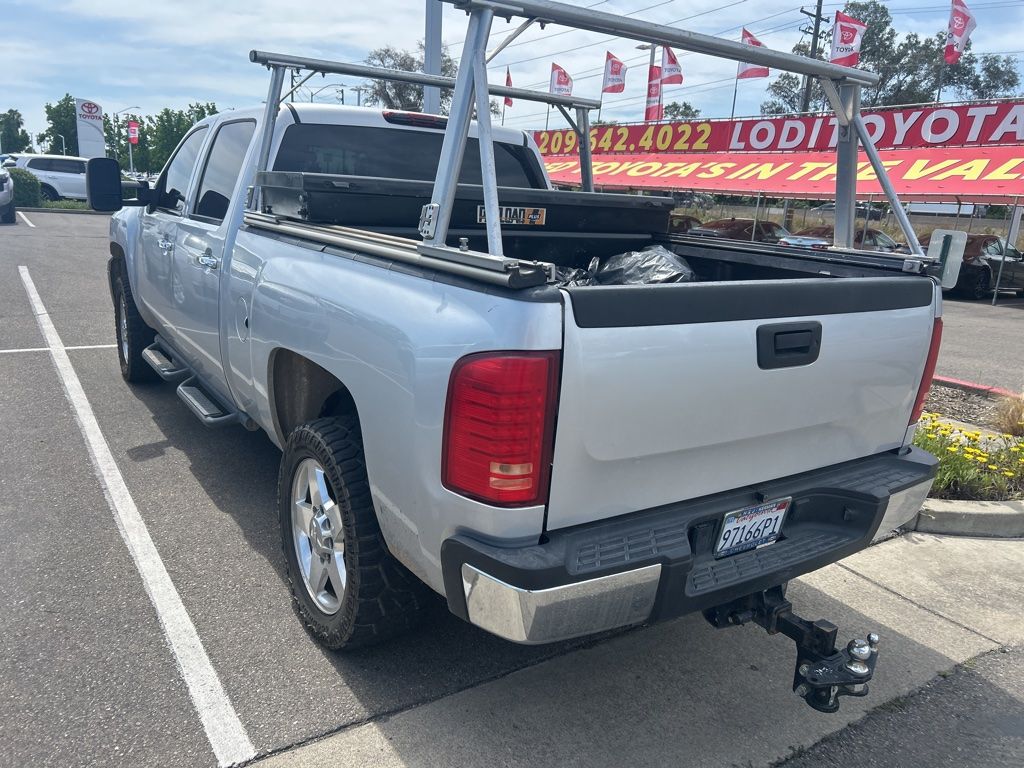 2014 Chevrolet Silverado 2500HD LT photo 6