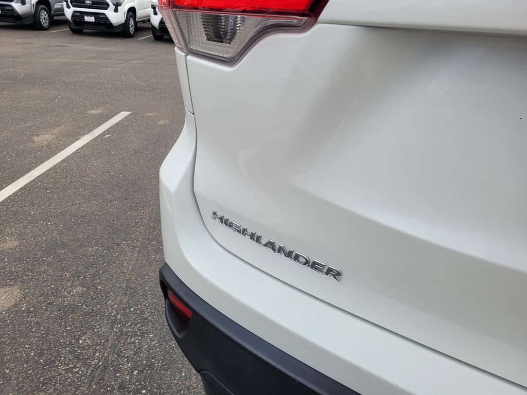 2019 Toyota Highlander XLE photo 6