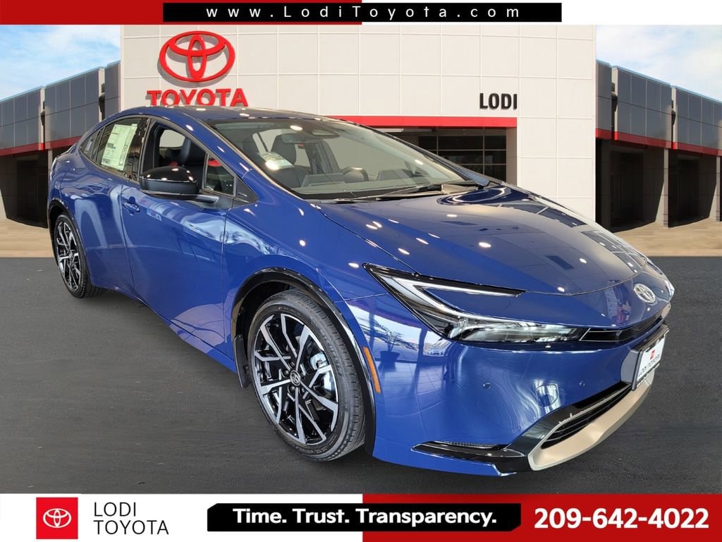 2026 Toyota Prius XSE's photo