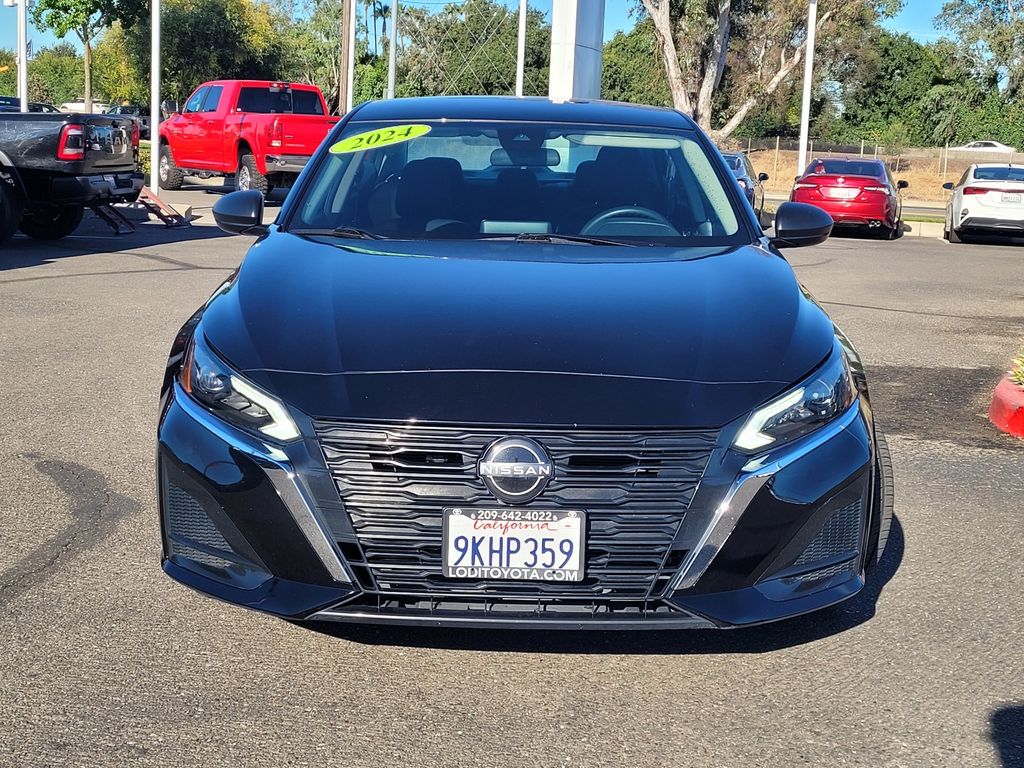 Used 2024 Nissan Altima SV with VIN 1N4BL4DV6RN374924 for sale in Lodi, CA
