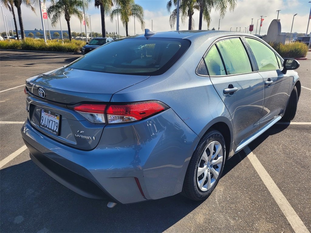 2023 Toyota Corolla Hybrid LE photo 4