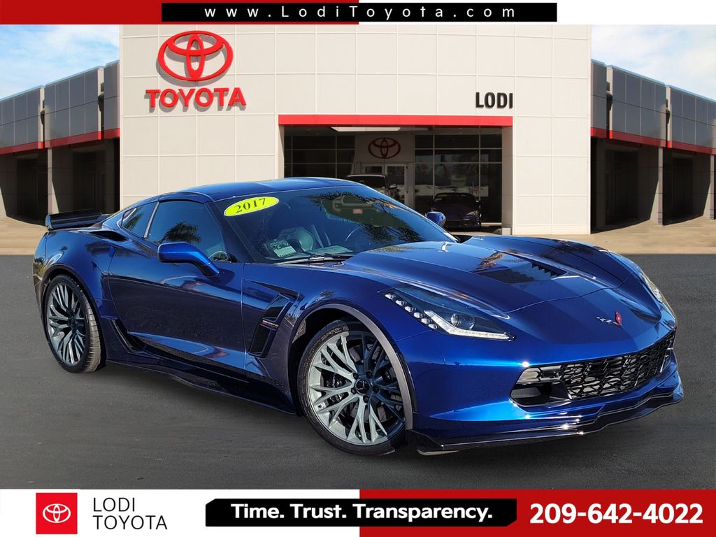2017 Chevrolet Corvette Grand Sport Coupe 2LT's photo