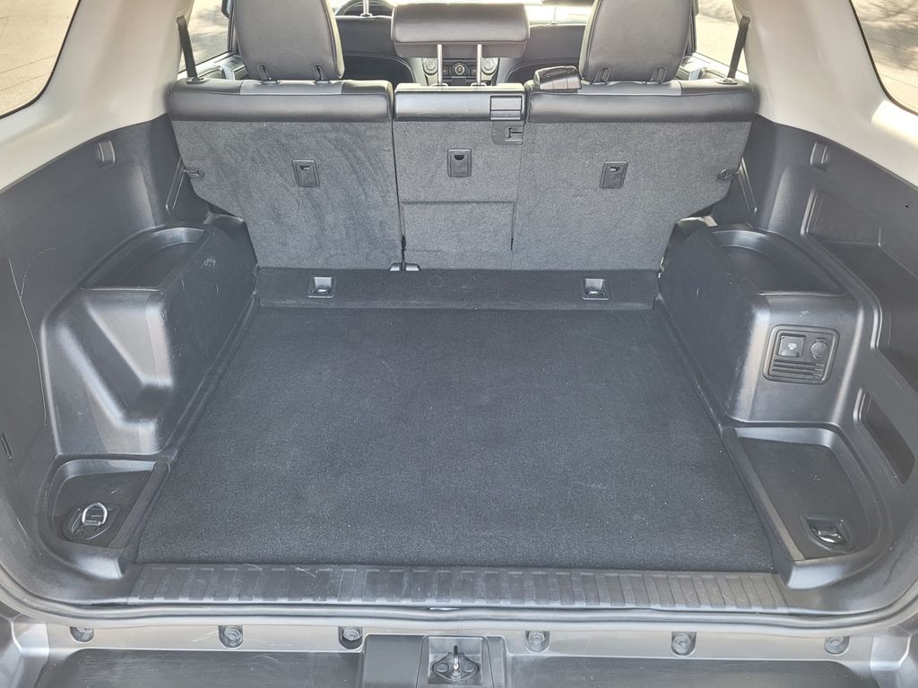 2023 Toyota 4Runner SR5 Premium - Photo 8