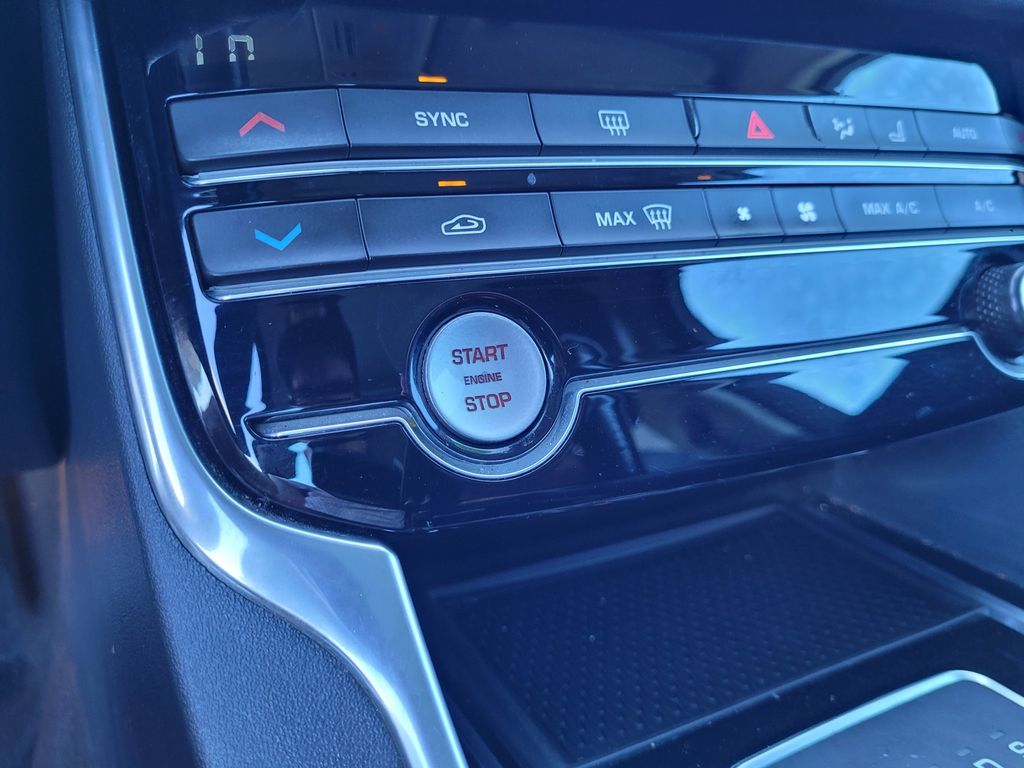 2019 Jaguar XF Prestige - Photo 15