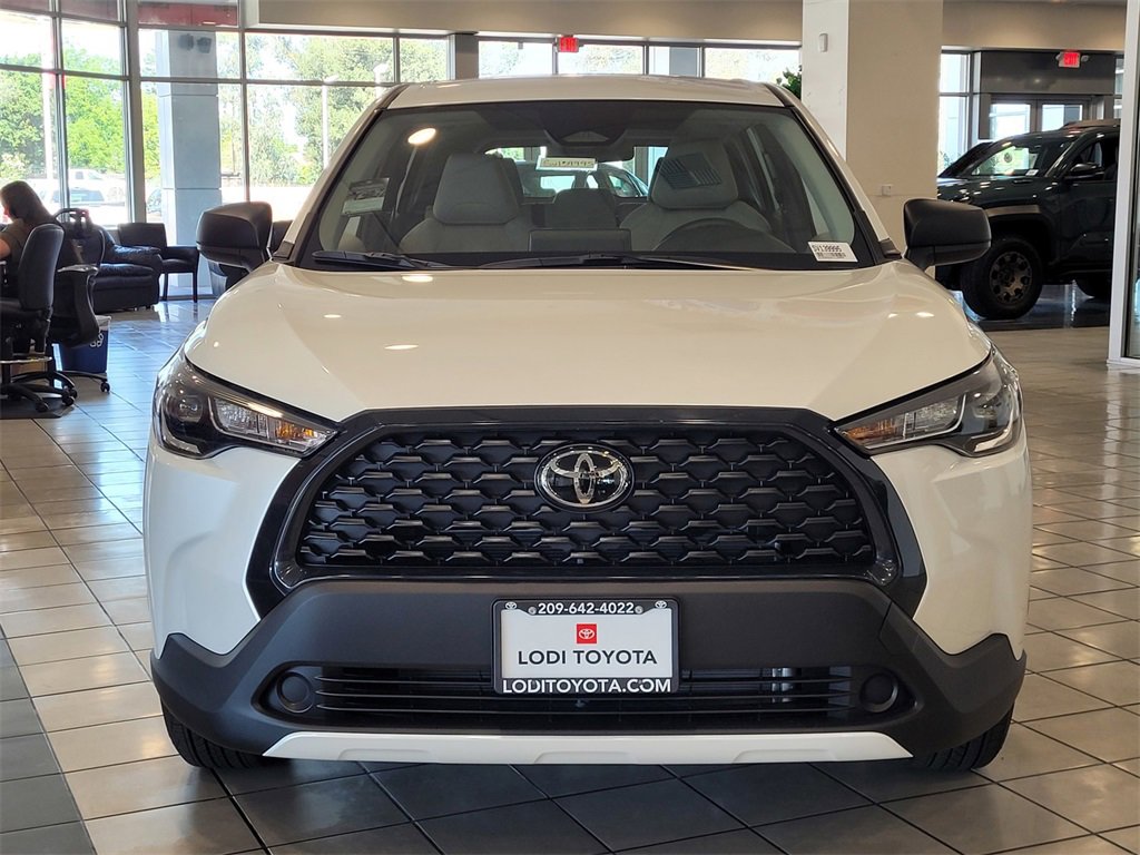 Certified 2025 Toyota Corolla Cross L with VIN 7MUAAAAG8SV139995 for sale in Lodi, CA