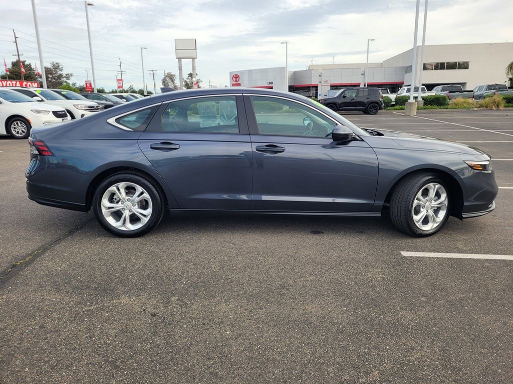 2024 Honda Accord LX photo 2