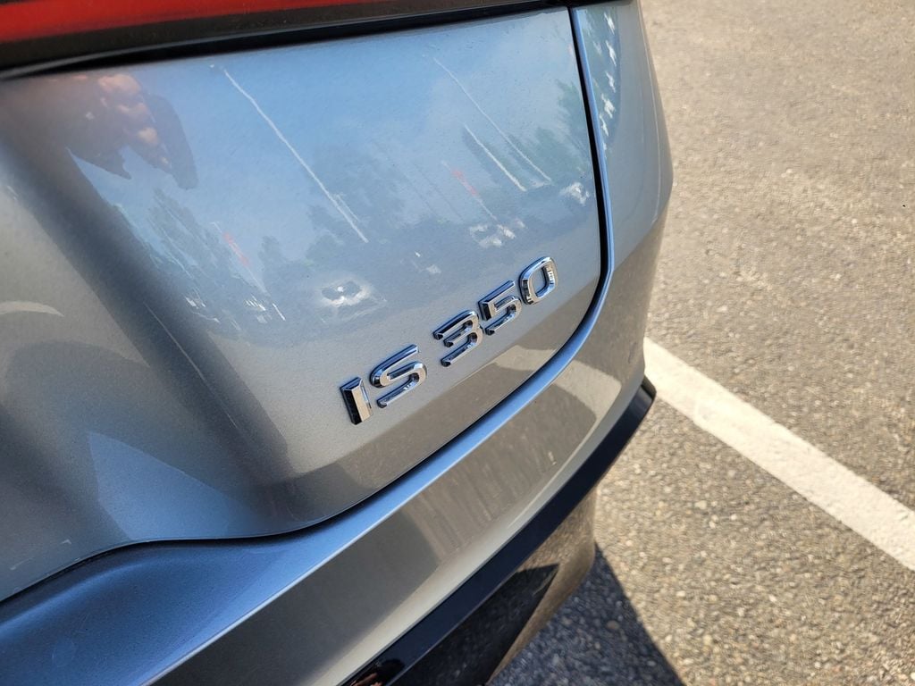 2025 LEXUS IS 350 F Sport photo 5