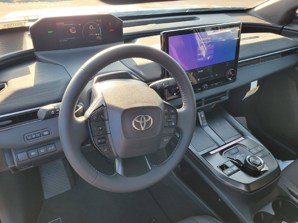 2026 Toyota C-HR SE - Photo 11