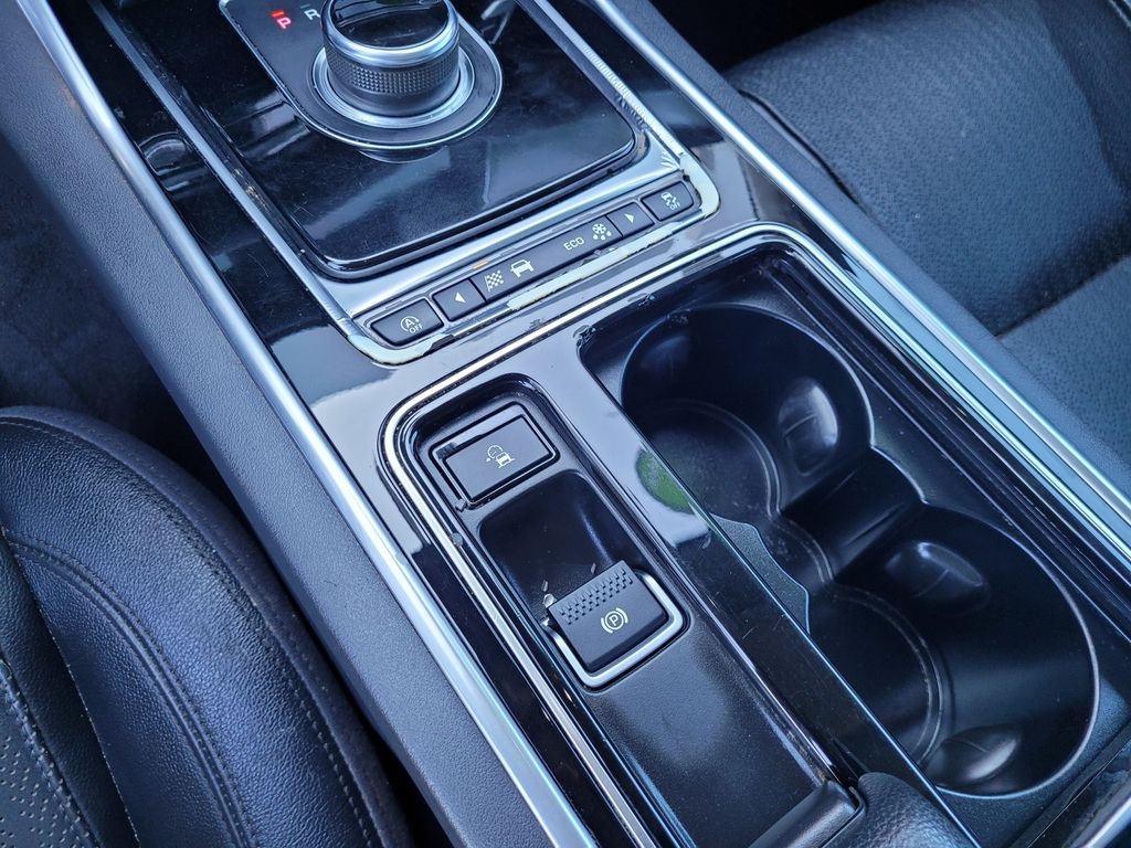2019 Jaguar XF Prestige - Photo 18