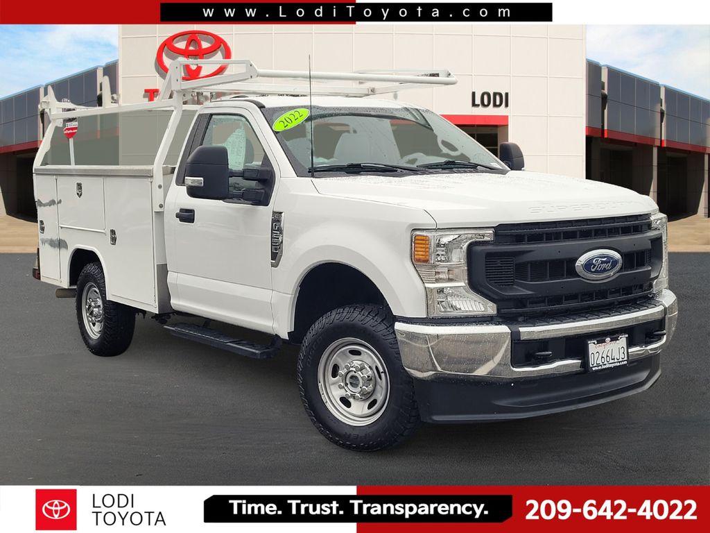 2022 Ford F-250 XL 4x4 Regular Cab 8' Box's photo