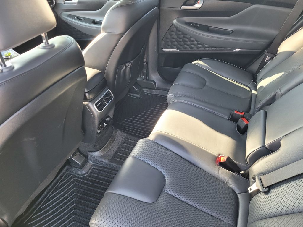 2022 Hyundai Santa Fe Limited - Photo 11
