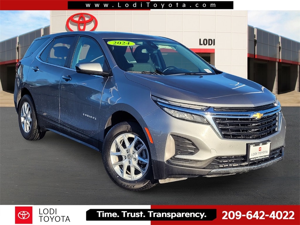 2024 Chevrolet Equinox LT's photo