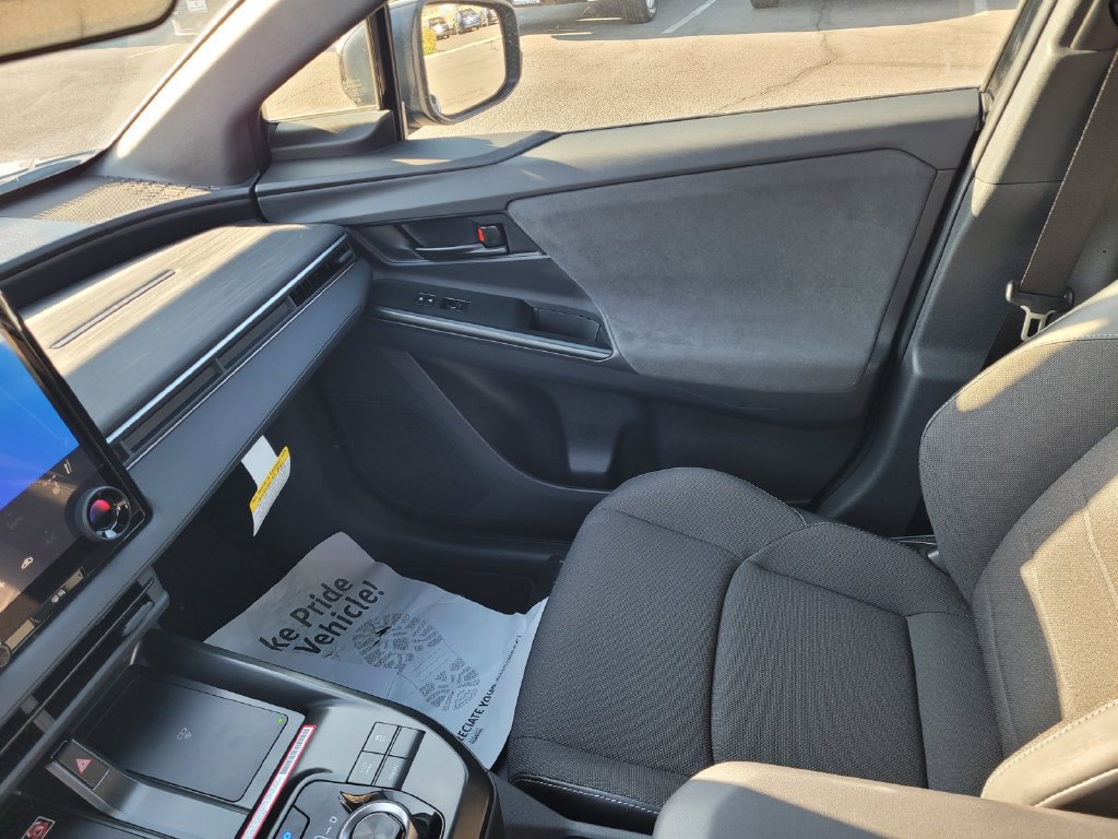 2026 Toyota C-HR SE - Photo 10