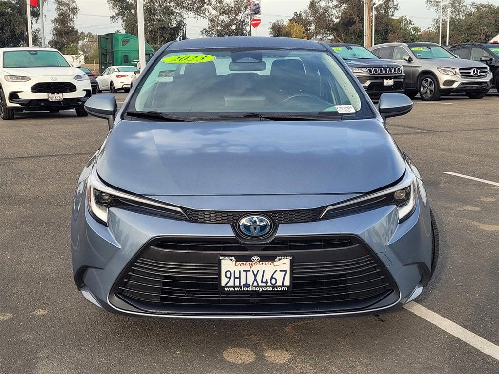 2023 Toyota Corolla Hybrid LE photo 2