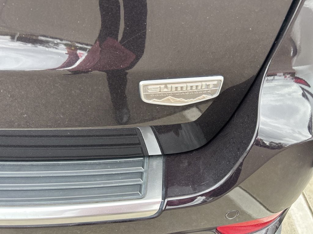 2020 Jeep Grand Cherokee Summit photo 6