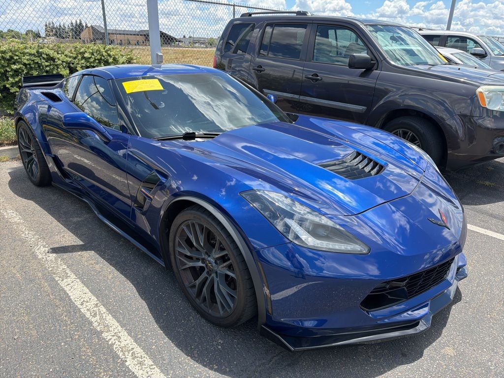 2017 Chevrolet Corvette Grand Sport Coupe 2LT's photo