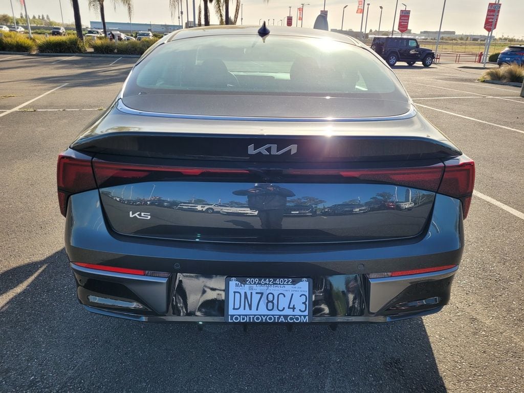 2026 Kia K5 LXS photo 4