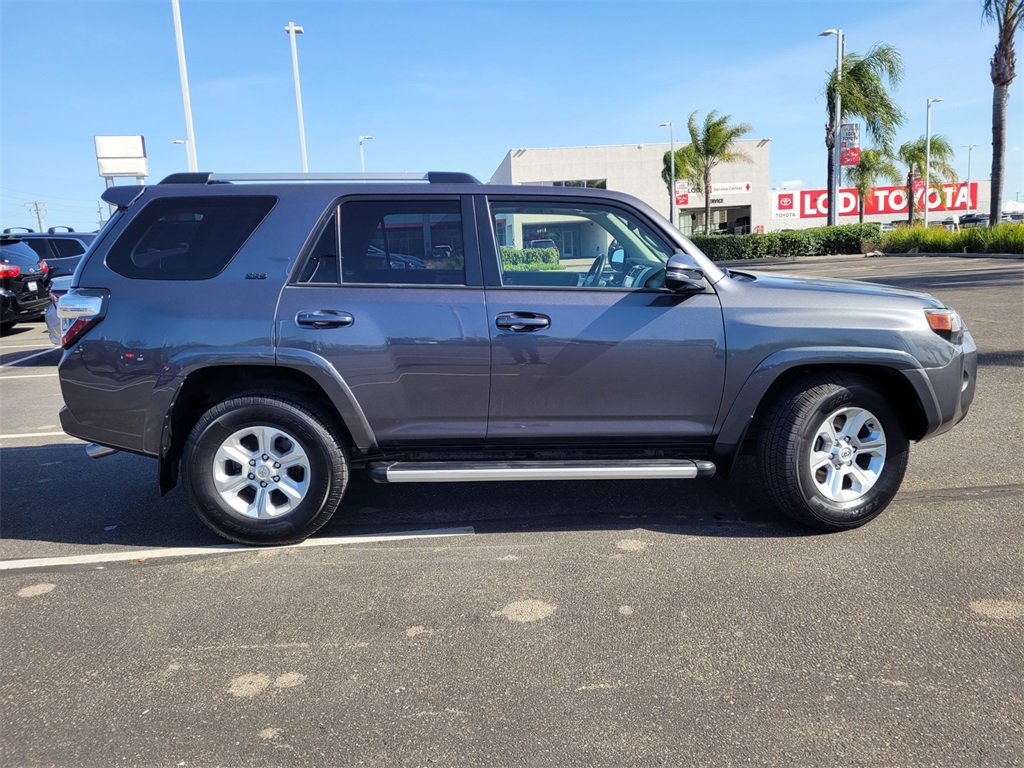 2023 Toyota 4Runner SR5 Premium photo 4