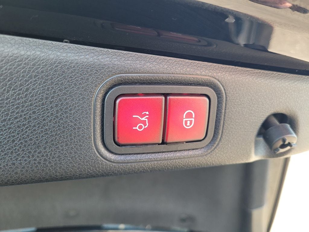 2022 Mercedes-Benz E-Class E 350 photo 3