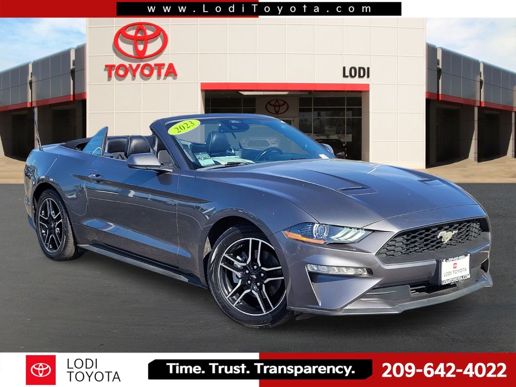 2023 Ford Mustang EcoBoost Premium Convertible's photo
