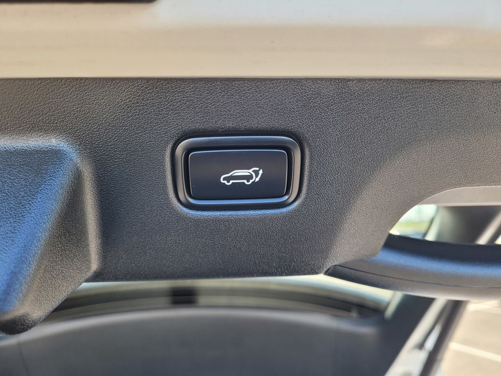 2025 Kia EV6 Wind photo 3