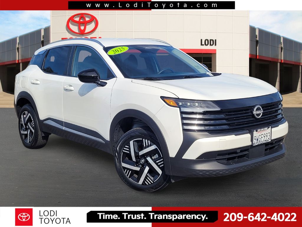 2026 Nissan KICKS