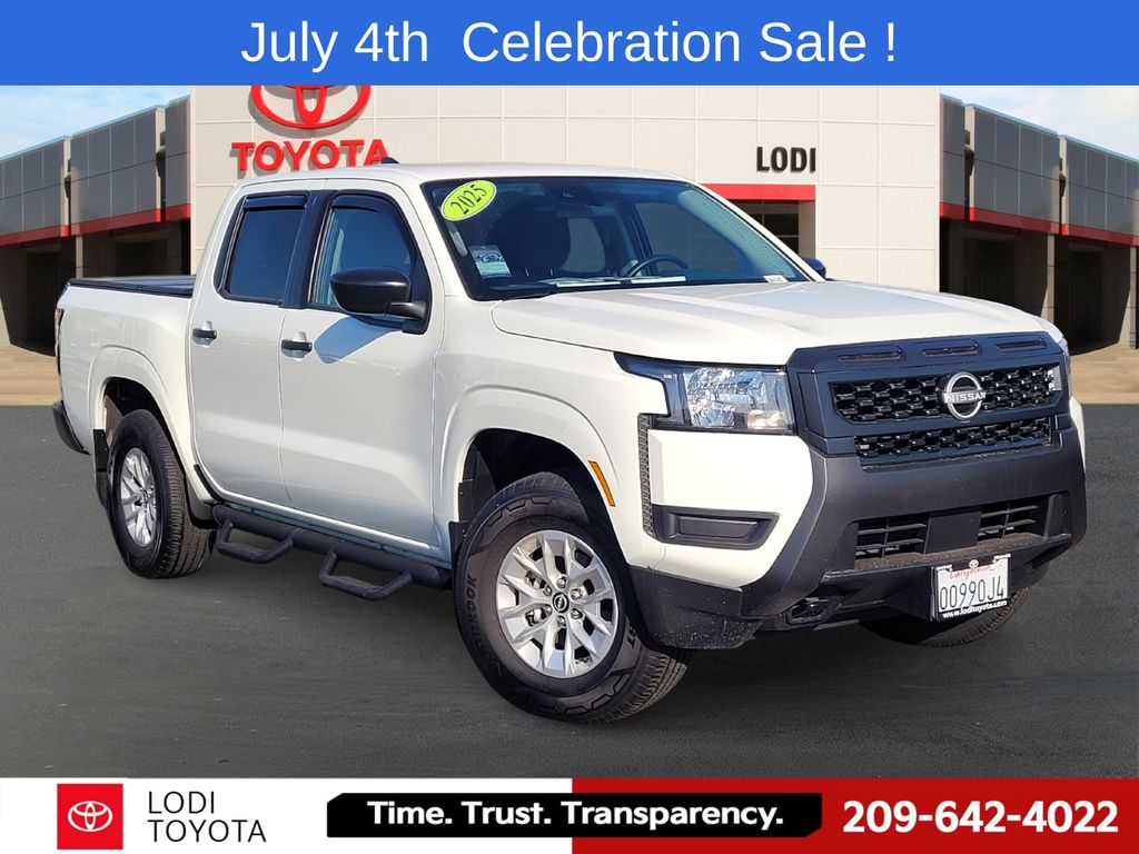 2025 Nissan Frontier S