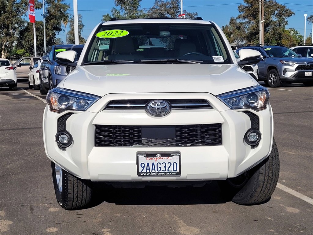 2022 Toyota 4Runner SR5 Premium photo 2