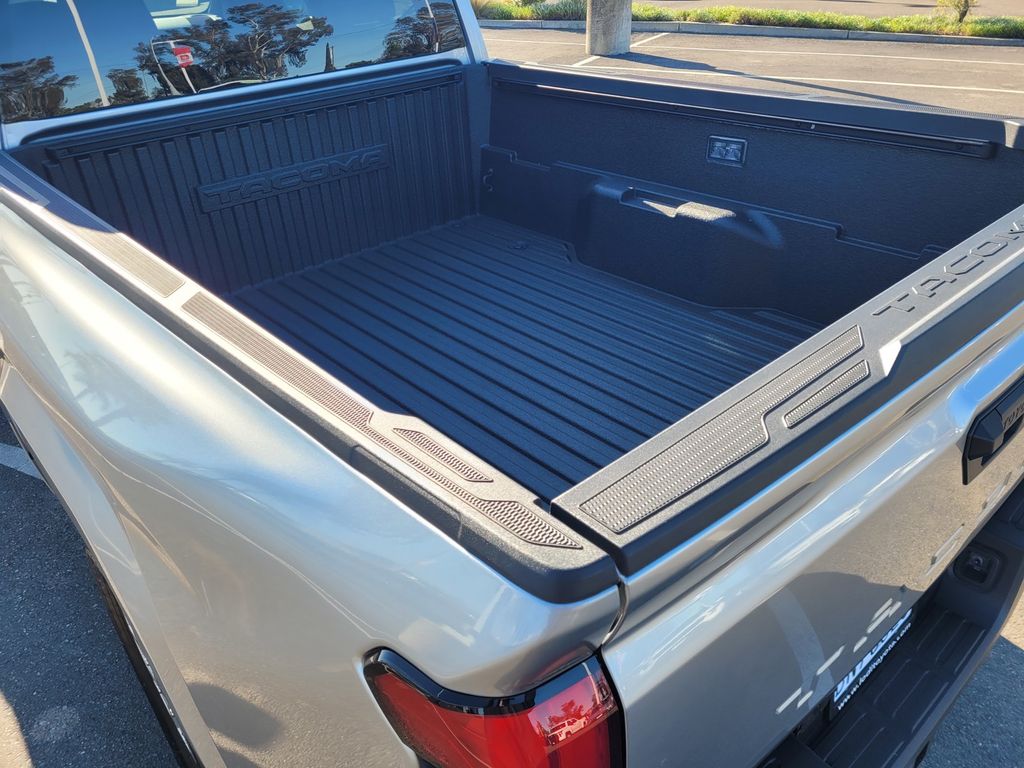 2026 Toyota Tacoma SR5 photo 6