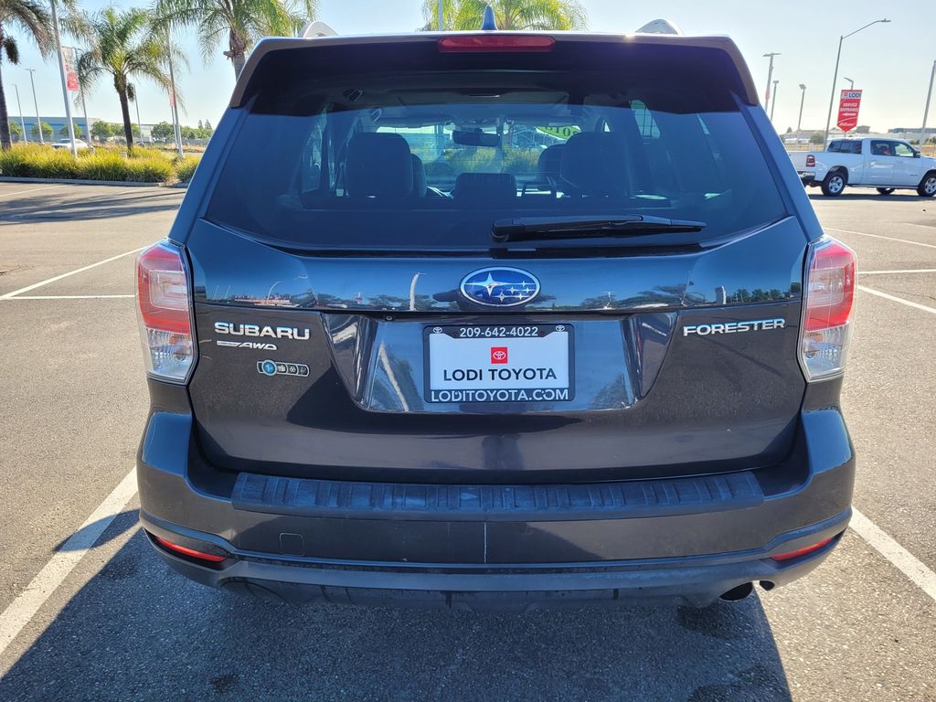 2018 Subaru Forester 2.5i Limited photo 4