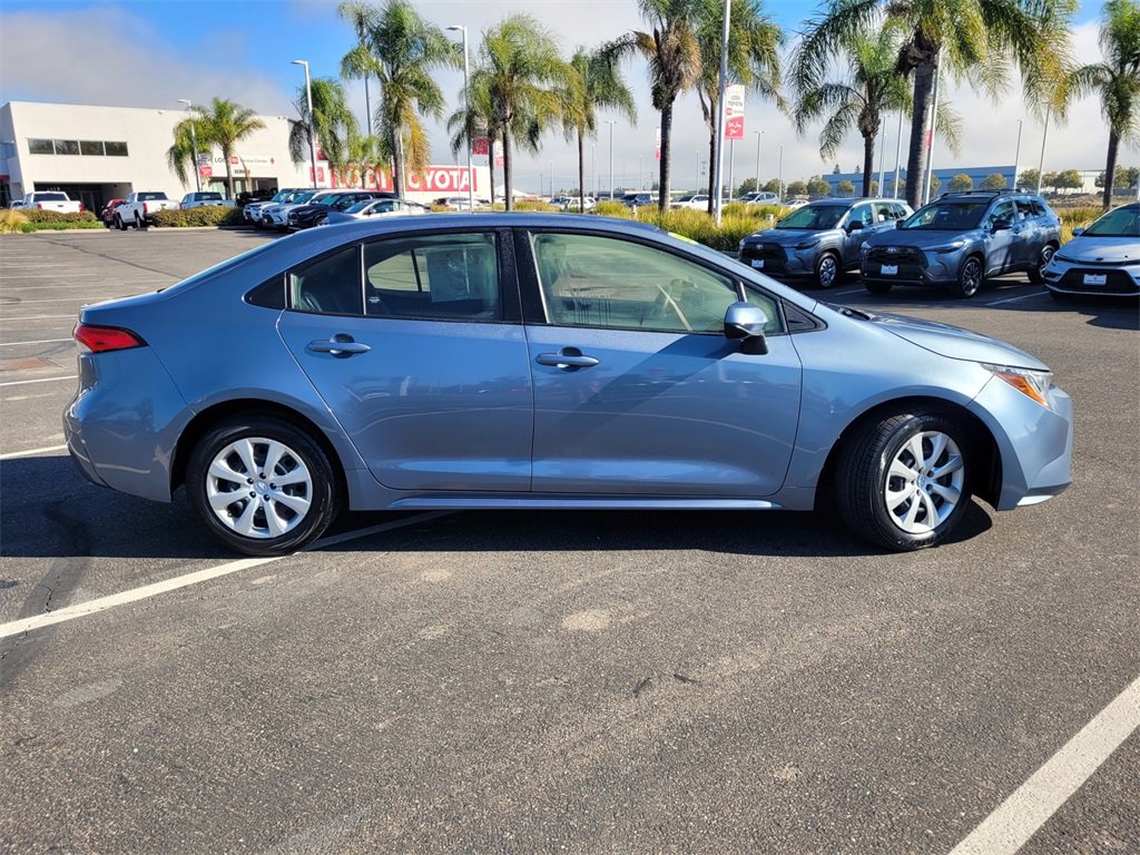 2024 Toyota Corolla LE photo 3