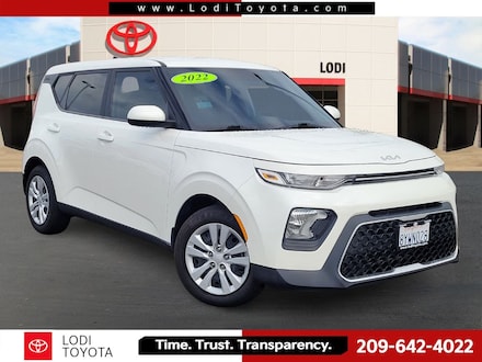 2022 Kia Soul LX Hatchback