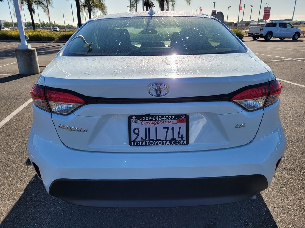 2024 Toyota Corolla LE photo 4