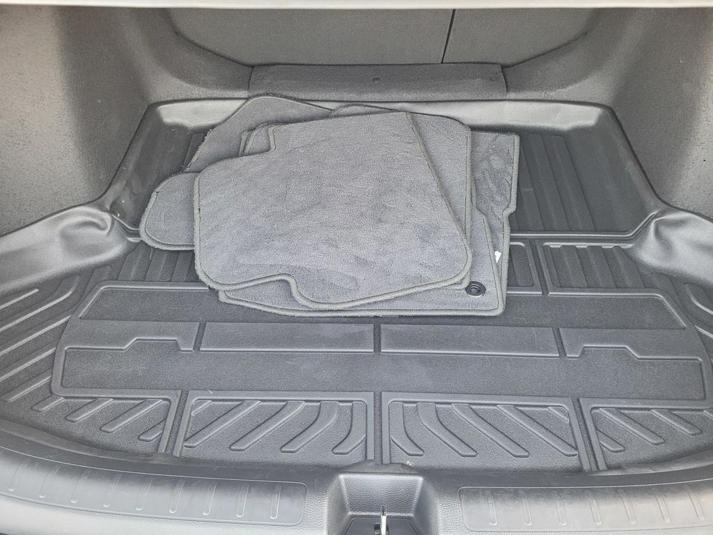 2024 Honda Civic Touring photo 3