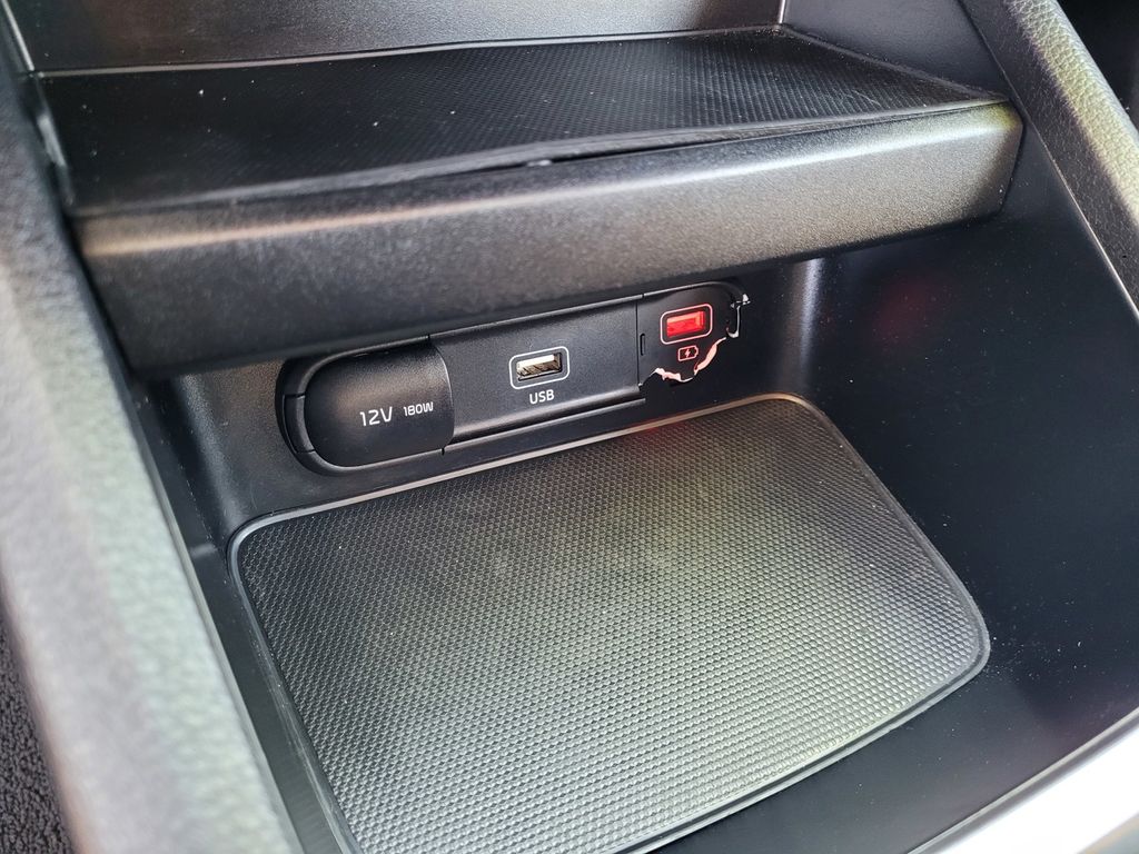 2024 Kia Forte LXS photo 6