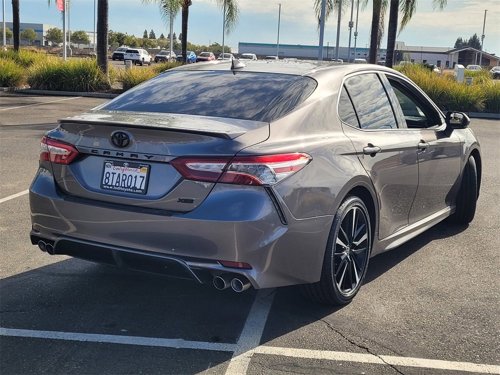 2020 Toyota Camry XSE photo 4