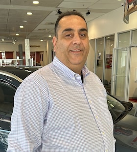 Staff member Luay Bouri from ID_666105e5c4df