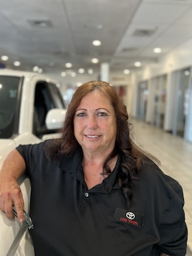 Staff member Beverly Gerhart from ID_5cd8c559261f