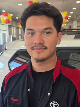 Staff member Francisco Aquino from ID_e59fbede8af4