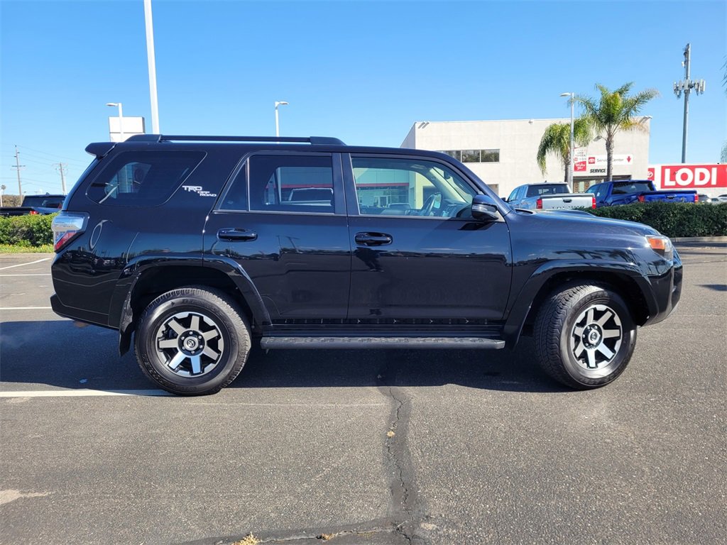 2024 Toyota 4Runner TRD Off-Road Premium photo 4